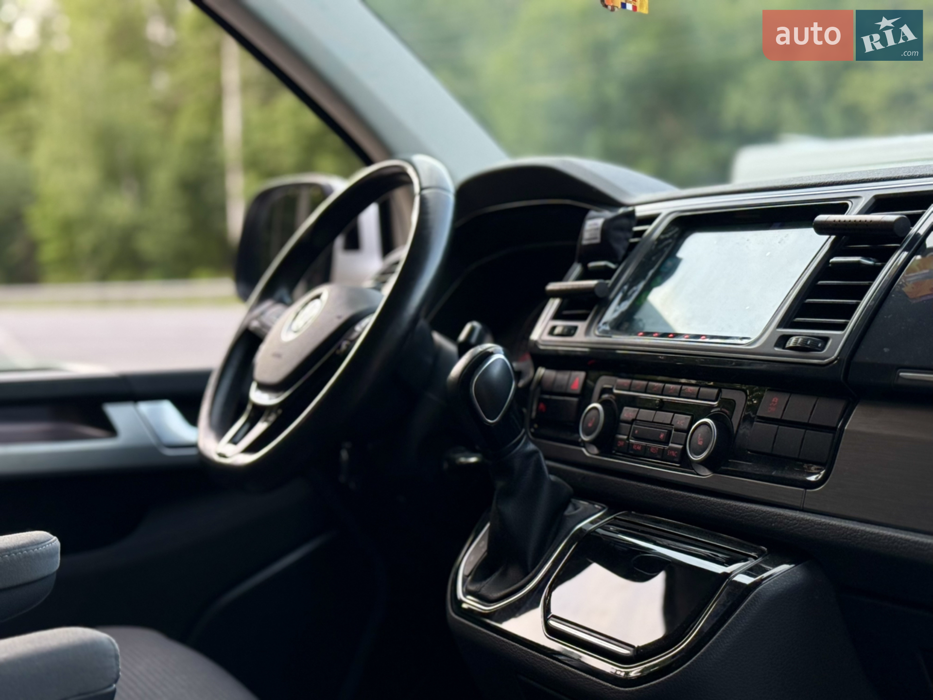 2011 Volkswagen Multivan - мініатюра 45