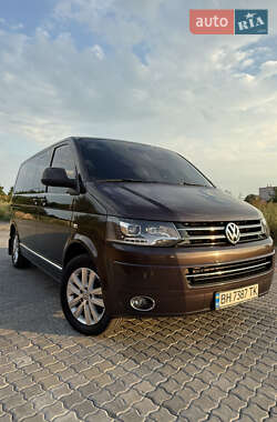 Volkswagen Multivan 2015 Volkswagen Multivan 2015
