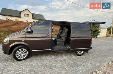 Минивэн Volkswagen Multivan 2015 в 