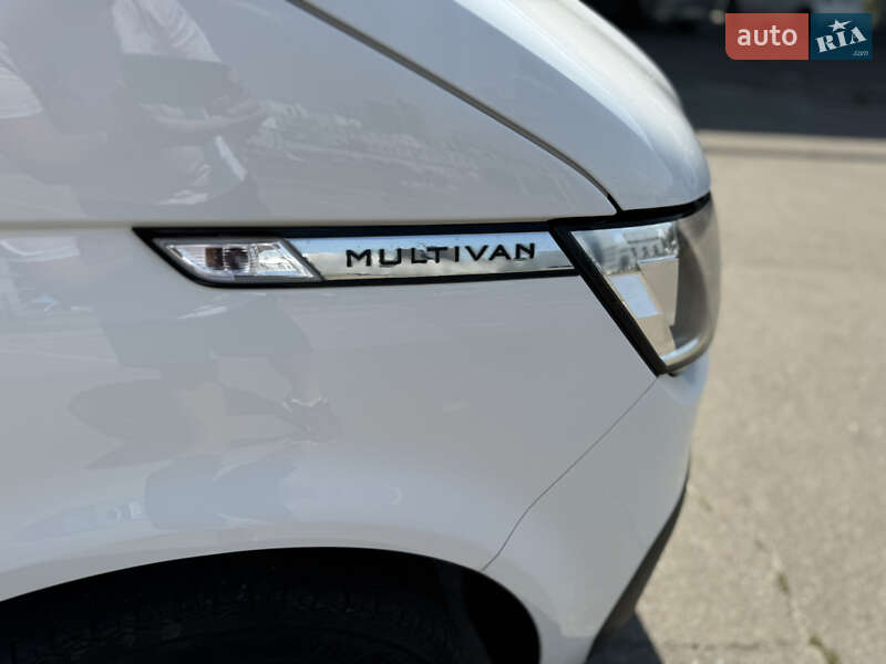 Мінівен Volkswagen Multivan 2020 в Києві