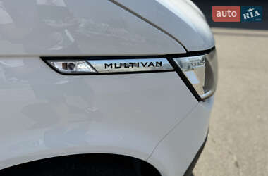 Мінівен Volkswagen Multivan 2020 в 