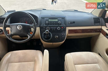 Минивэн Volkswagen Multivan 2008 в 