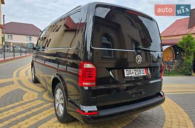 Минивэн Volkswagen Multivan 2016 в 