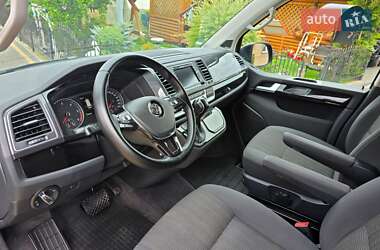 Минивэн Volkswagen Multivan 2016 в 