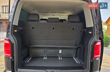 Минивэн Volkswagen Multivan 2016 в 