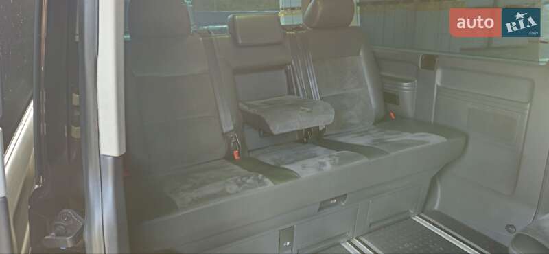 Минивэн Volkswagen Multivan 2013 в Киеве