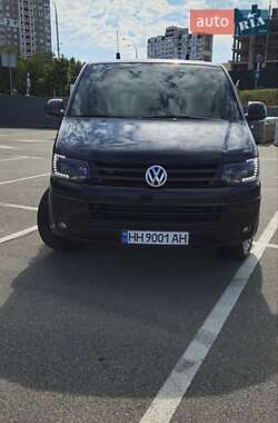 Volkswagen Multivan 2013 Volkswagen Multivan 2013