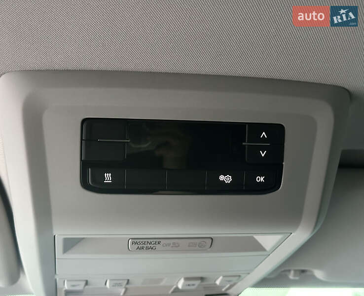 Мінівен Volkswagen Multivan 2024 в Києві