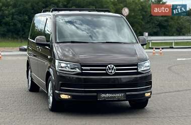Минивэн Volkswagen Multivan 2016 в 