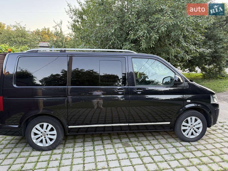 Минивэн Volkswagen Multivan 2015 в Броварах
