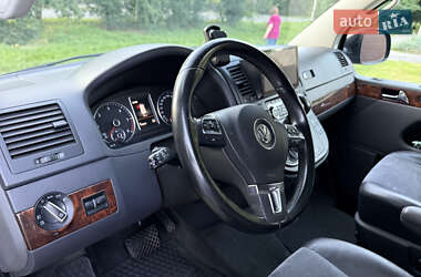 Минивэн Volkswagen Multivan 2015 в 