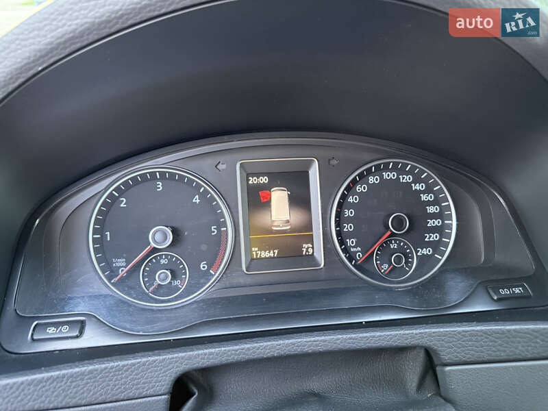 Минивэн Volkswagen Multivan 2015 в Броварах