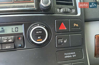 Минивэн Volkswagen Multivan 2008 в 