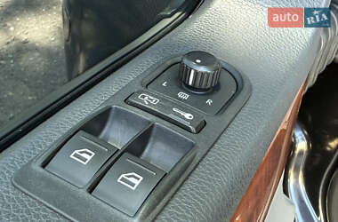 Минивэн Volkswagen Multivan 2008 в 