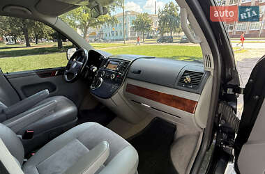 Минивэн Volkswagen Multivan 2008 в 