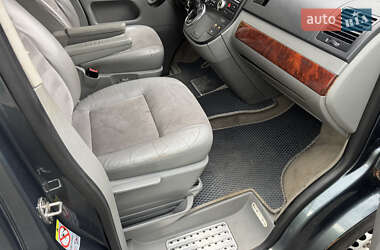 Минивэн Volkswagen Multivan 2009 в 