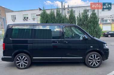 Минивэн Volkswagen Multivan 2011 в 