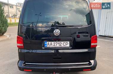 Минивэн Volkswagen Multivan 2011 в 