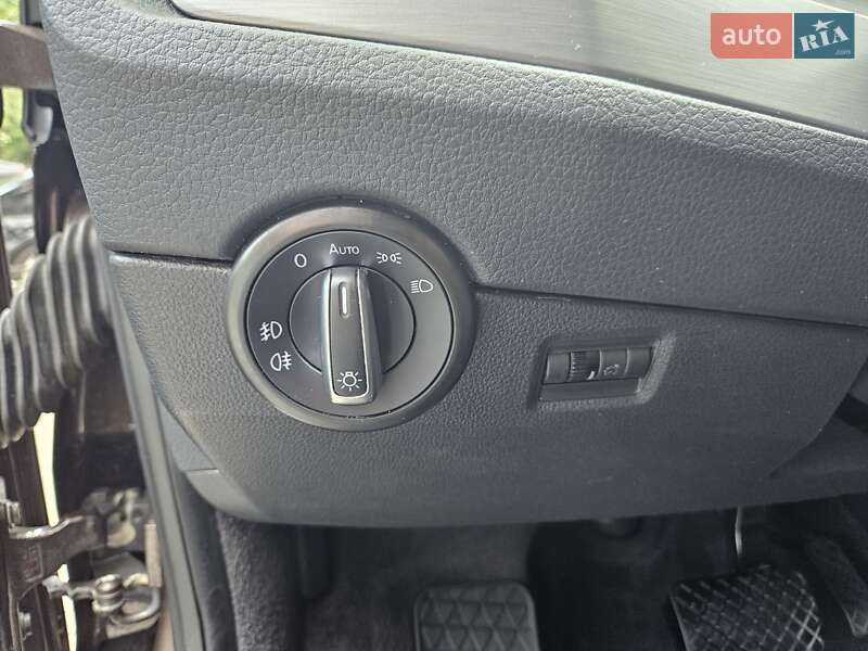 Минивэн Volkswagen Multivan 2019 в Киеве