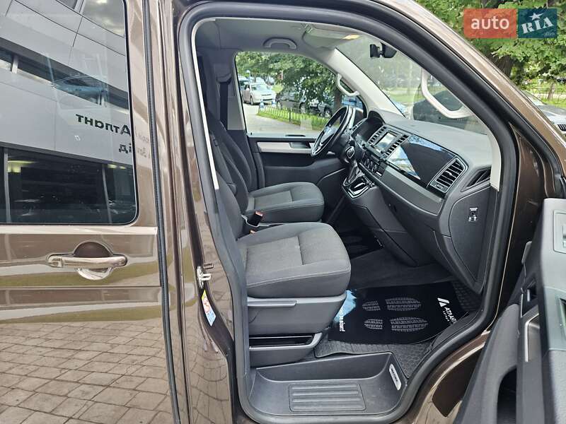 Минивэн Volkswagen Multivan 2019 в Киеве