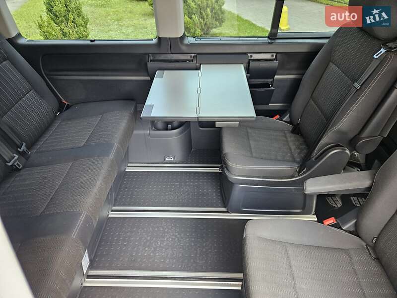 Минивэн Volkswagen Multivan 2019 в Киеве