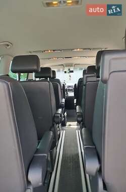 Минивэн Volkswagen Multivan 2012 в Луцке