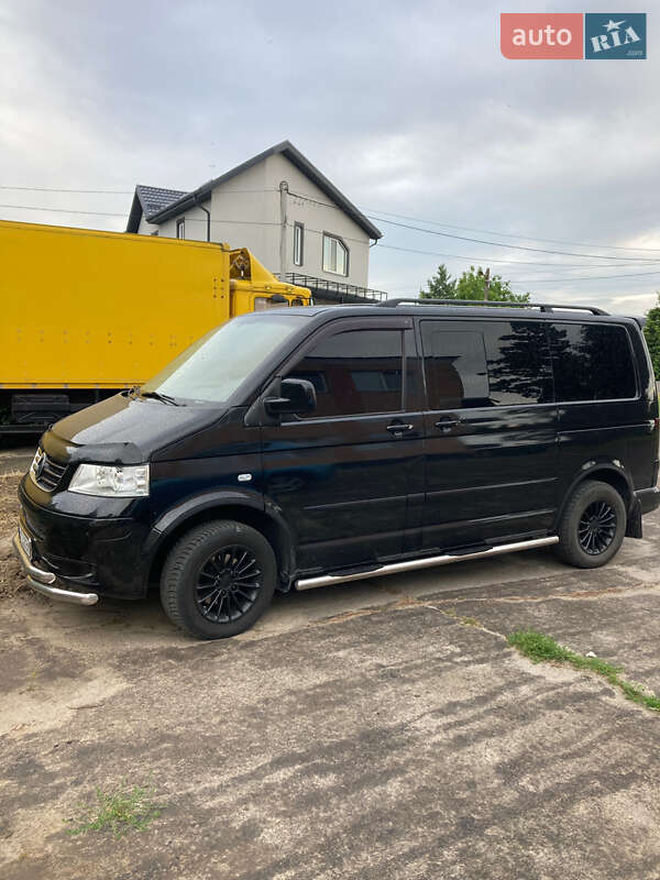 Минивэн Volkswagen Multivan 2007 в Ровно