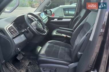 Минивэн Volkswagen Multivan 2016 в 