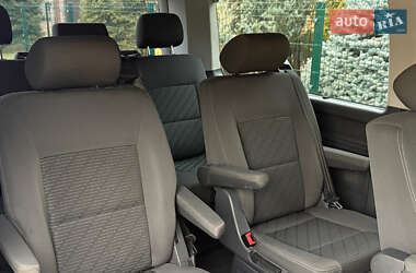 Минивэн Volkswagen Multivan 2011 в 