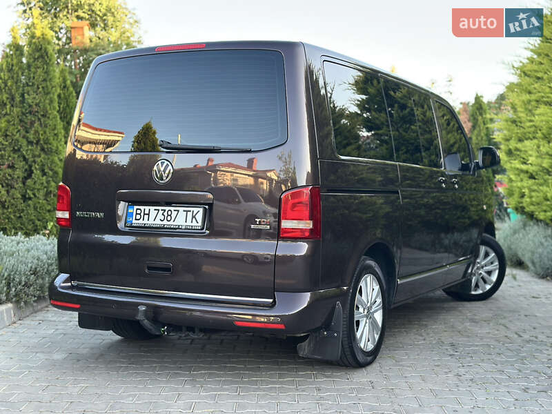 Минивэн Volkswagen Multivan 2015 в Одессе