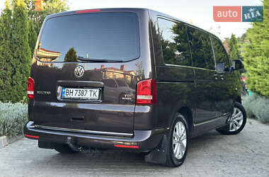 Минивэн Volkswagen Multivan 2015 в 