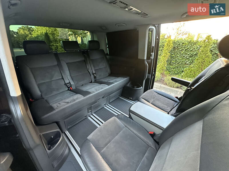 Минивэн Volkswagen Multivan 2015 в Одессе