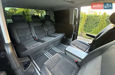 Минивэн Volkswagen Multivan 2015 в 