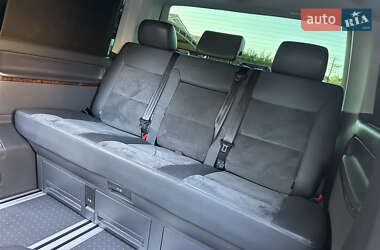 Минивэн Volkswagen Multivan 2015 в 