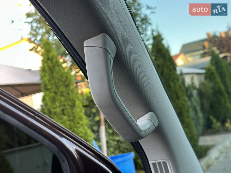 Минивэн Volkswagen Multivan 2015 в Одессе