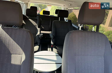 Минивэн Volkswagen Multivan 2016 в 