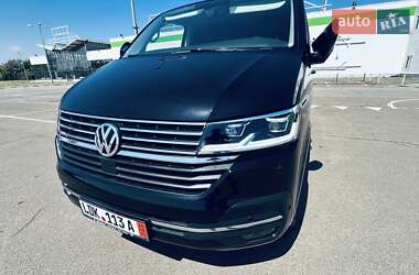 Минивэн Volkswagen Multivan 2020 в 
