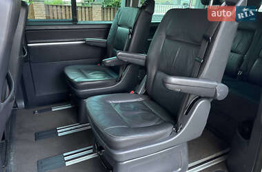 Минивэн Volkswagen Multivan 2009 в 