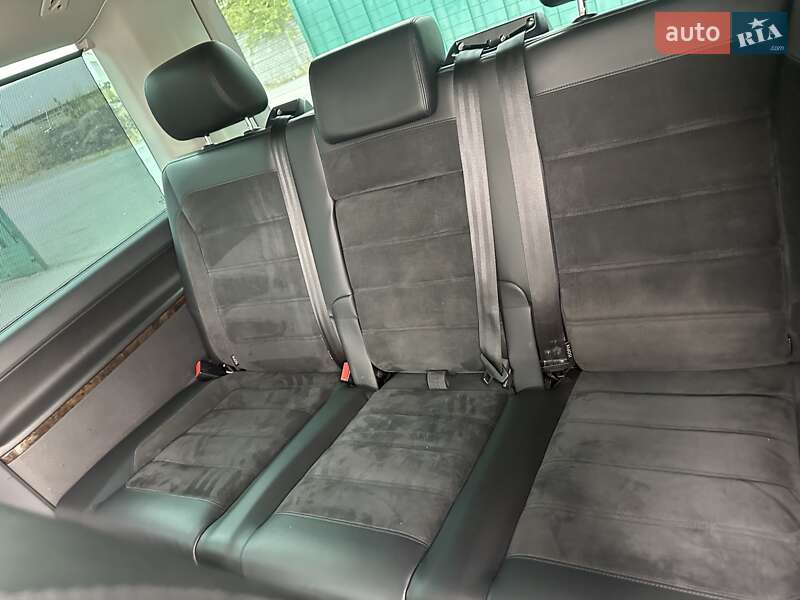 Минивэн Volkswagen Multivan 2017 в Днепре