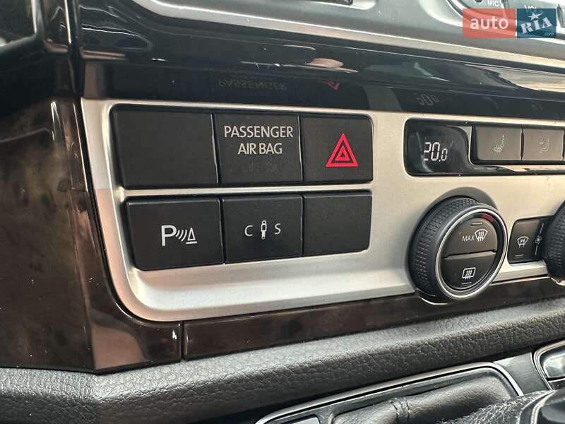 Минивэн Volkswagen Multivan 2017 в Днепре
