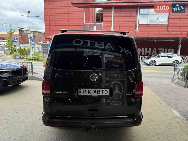 Минивэн Volkswagen Multivan 2014 в Львове