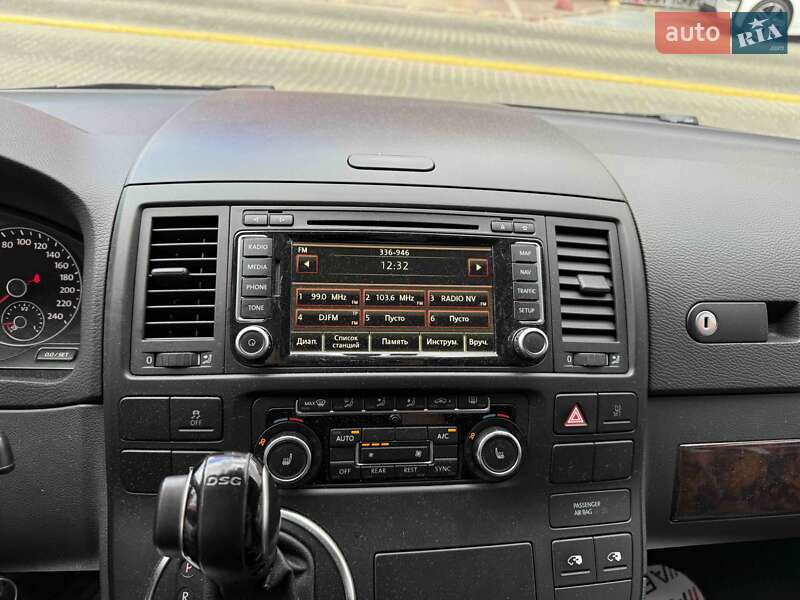 Минивэн Volkswagen Multivan 2014 в Львове