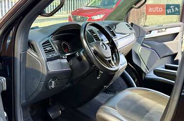 Минивэн Volkswagen Multivan 2016 в 