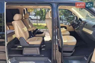 Минивэн Volkswagen Multivan 2013 в 