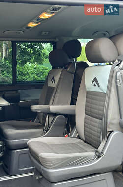Минивэн Volkswagen Multivan 2008 в 