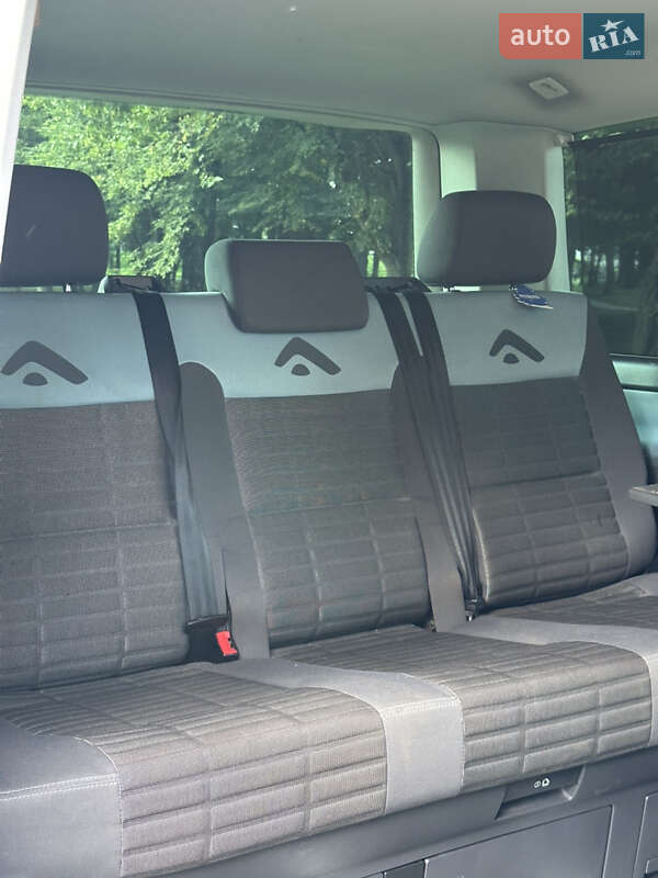 Минивэн Volkswagen Multivan 2008 в Киеве