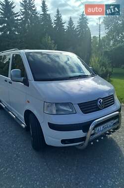 Минивэн Volkswagen Multivan 2004 в Киеве