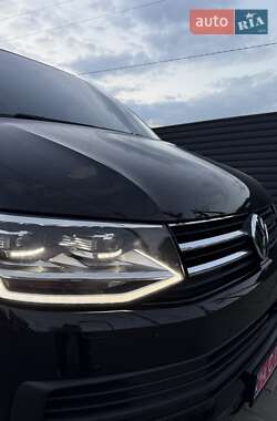 Минивэн Volkswagen Multivan 2019 в 