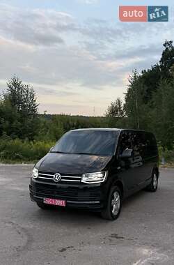 Минивэн Volkswagen Multivan 2019 в 