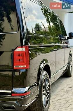Минивэн Volkswagen Multivan 2016 в 
